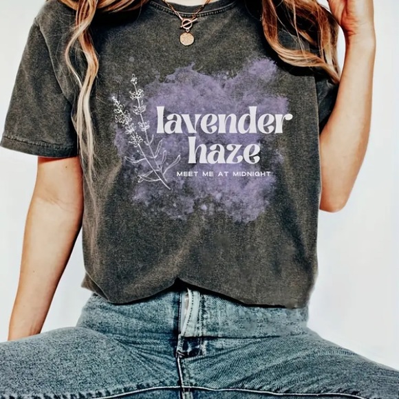 Gray Lavender Haze Taylor Swift Inspired Crew Neck T-Shirt Size L NWOT - Picture 3 of 3